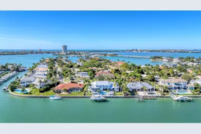 259 Robin Drive, Sarasota, FL 34236 - Photo 3
