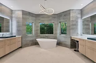 259 Robin Dr, Sarasota, FL 34236 - Photo 29