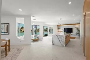 259 Robin Dr, Sarasota, FL 34236 - Photo 9