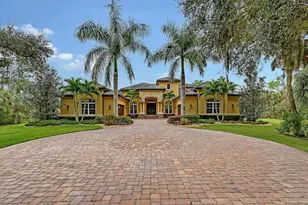 9489 Swaying Branch Rd, Sarasota, FL 34241 - Photo 1