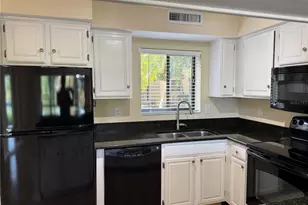 5697 Ashton Lake Dr, Sarasota, FL 34231 - Photo 11