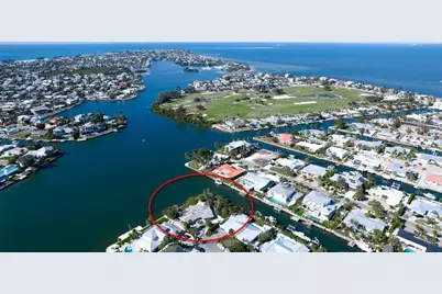 627 Concord Lane, Holmes Beach, FL 34217 - Photo 7