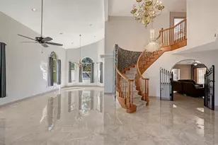 2429 Whippoorwill Cir, Sarasota, FL 34231 - Photo 5