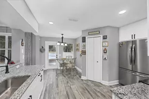 11302 3rd Ave E, Bradenton, FL 34212 - Photo 9