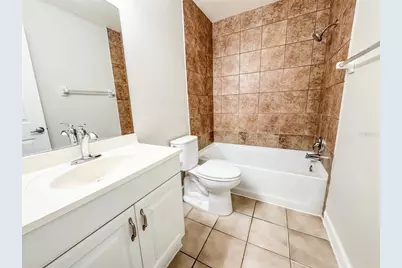 2732 Hidden Lake Boulevard #D, Sarasota, FL 34237 - Photo 11