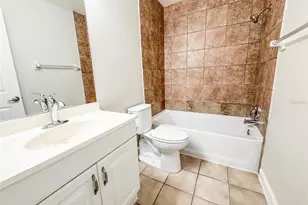 2732 Hidden Lake Blvd, Sarasota, FL 34237 - Photo 11