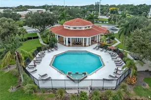 2732 Hidden Lake Blvd, Sarasota, FL 34237 - Photo 3