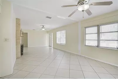 1010 Indian Beach Drive, Sarasota, FL 34234 - Photo 9