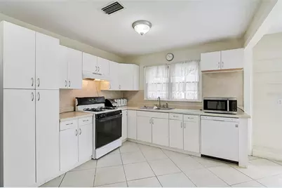 1010 Indian Beach Drive, Sarasota, FL 34234 - Photo 23