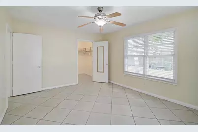 1010 Indian Beach Drive, Sarasota, FL 34234 - Photo 19