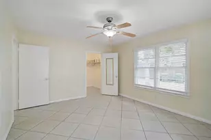 1010 Indian Beach Dr, Sarasota, FL 34234 - Photo 19