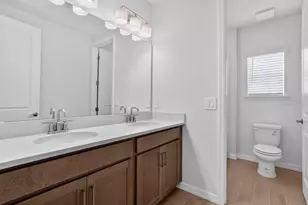 8508 Golden Dawn Ct, Sarasota, FL 34241 - Photo 25