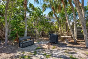 734 Canal Rd, Sarasota, FL 34242 - Photo 25