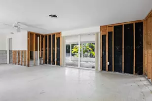 734 Canal Rd, Sarasota, FL 34242 - Photo 5