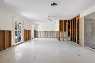 734 Canal Rd, Sarasota, FL 34242 - Photo 7