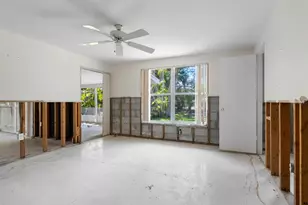 734 Canal Rd, Sarasota, FL 34242 - Photo 15