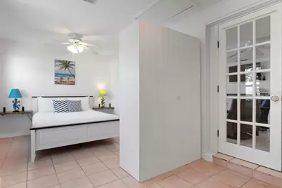 314 61st Street, Holmes Beach, FL 34217 - Photo 21