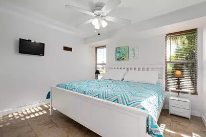 314 61st Street, Holmes Beach, FL 34217 - Photo 27