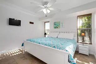 314 61st St, Holmes Beach, FL 34217 - Photo 27