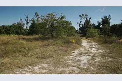 733 Crestwood Road, Englewood, FL 34223 - Photo 9