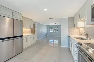 5529 Nutmeg Ave, Sarasota, FL 34231 - Photo 9