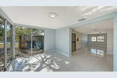 5529 Nutmeg Avenue, Sarasota, FL 34231 - Photo 13