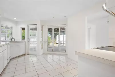 4927 Live Oak Drive, Sarasota, FL 34232 - Photo 11