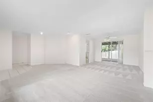 4927 Live Oak Dr, Sarasota, FL 34232 - Photo 7