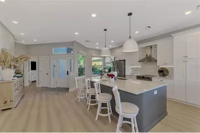 561 Fallbrook Drive, Venice, FL 34292 - Photo 15