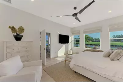 561 Fallbrook Drive, Venice, FL 34292 - Photo 29