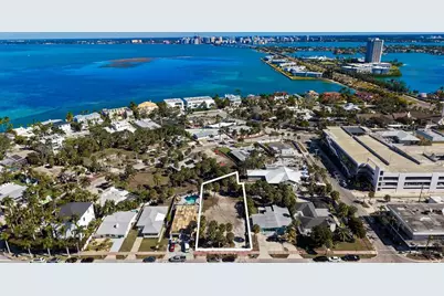 130 N Blvd Of The Presidents, Sarasota, FL 34236 - Photo 3