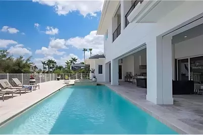 130 N Blvd Of The Presidents, Sarasota, FL 34236 - Photo 19