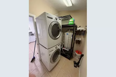 8540 Corinthian Way, New Port Richey, FL 34654 - Photo 3