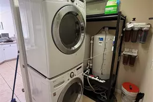 8540 Corinthian Way, New Port Richey, FL 34654 - Photo 3