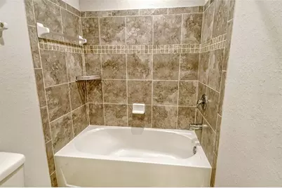 1262 Grantham Drive, Sarasota, FL 34234 - Photo 31