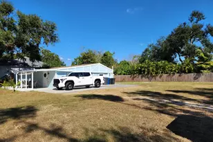 5409 18th St Blvd E, Bradenton, FL 34203 - Photo 3