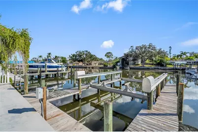 7125 Westmoreland Drive, Sarasota, FL 34243 - Photo 51