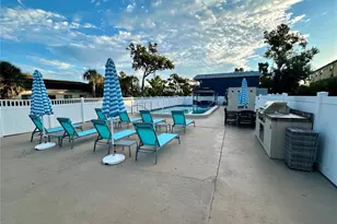 1860 Phillippi Shores Dr, Sarasota, FL 34231 - Photo 9