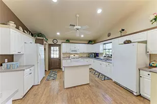 7205 Wauchula Rd, Myakka City, FL 34251 - Photo 17