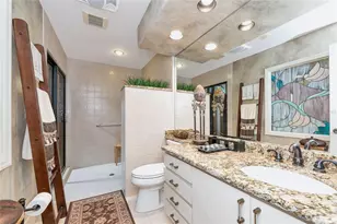 6976 Country Lakes Cir, Sarasota, FL 34243 - Photo 21