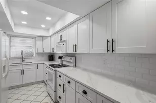 4307 Gulf Dr, Holmes Beach, FL 34217 - Photo 9