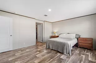 224 Wolverine Ave, North Port, FL 34287 - Photo 17