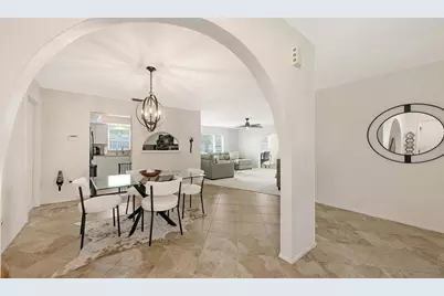 6717 Roxbury Drive, Sarasota, FL 34231 - Photo 7