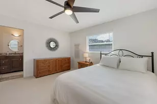 6717 Roxbury Dr, Sarasota, FL 34231 - Photo 25