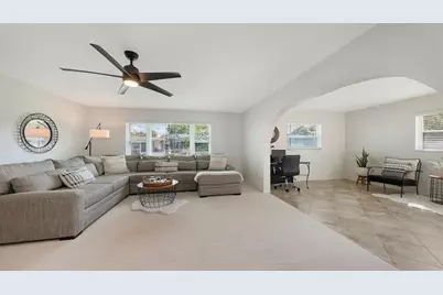 6717 Roxbury Drive, Sarasota, FL 34231 - Photo 17