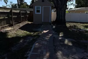 6910 Friendship Ln, Sarasota, FL 34241 - Photo 3