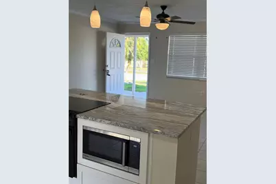 6910 Friendship Lane, Sarasota, FL 34241 - Photo 13