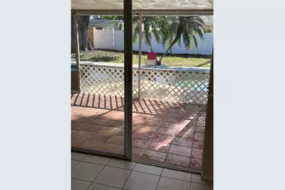 6910 Friendship Lane, Sarasota, FL 34241 - Photo 9