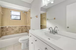 928 Laurel Ave, Venice, FL 34285 - Photo 37