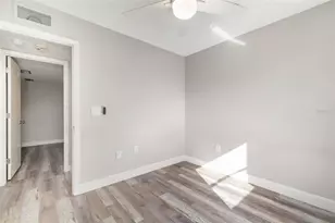 928 Laurel Ave, Venice, FL 34285 - Photo 25